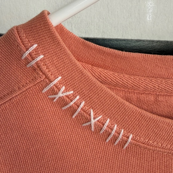 Comfort Colors Lacrosse Embroidered Crewneck Sweatshirt ~ Coral ~ Size Large - Picture 4 of 10